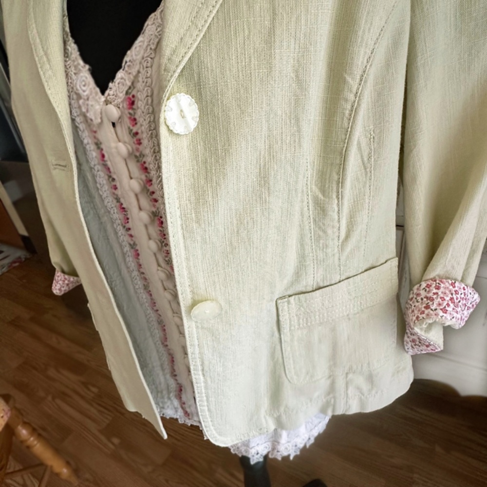 J JILL🌼Springtime Jacket - Picture 9 of 15